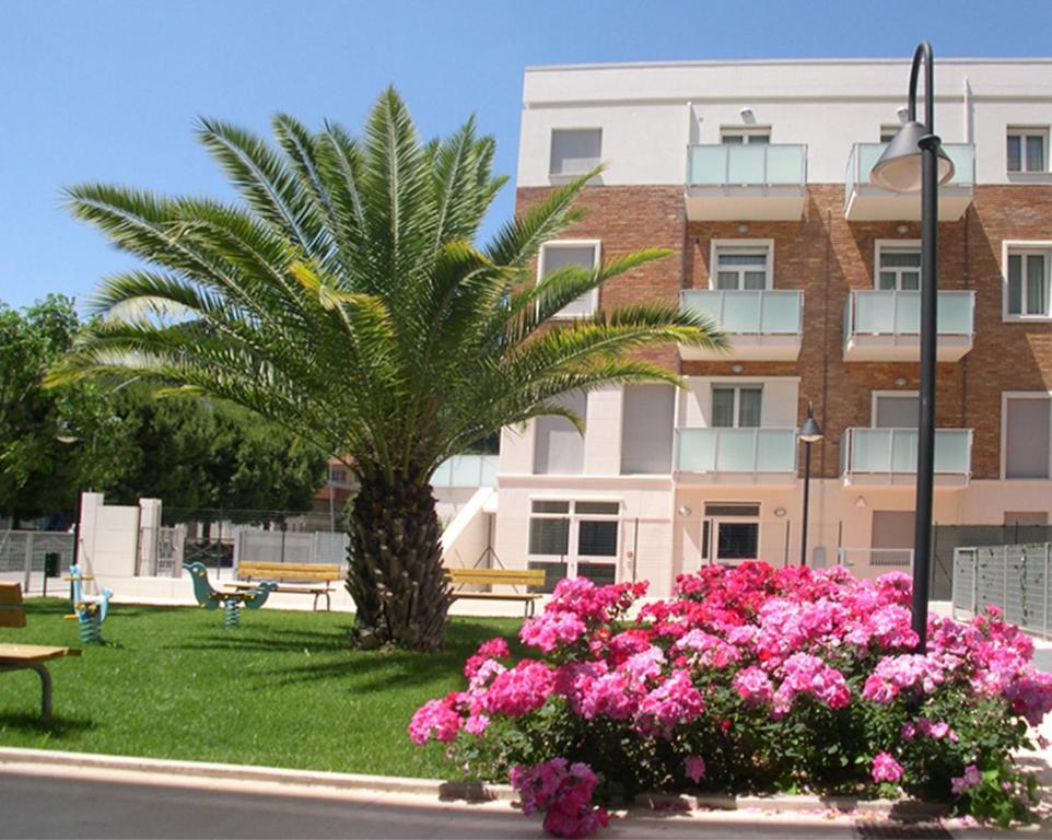 Residence I Delfini Cupra Marittima Exterior foto