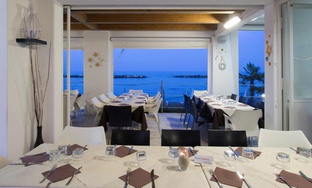 Residence I Delfini Cupra Marittima Exterior foto